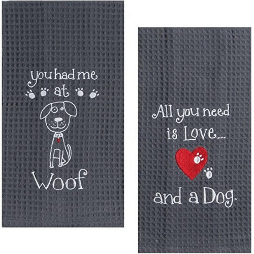 10 Perfect Gifts for Dog Moms: Pamper the Dog Lover In Your Life!